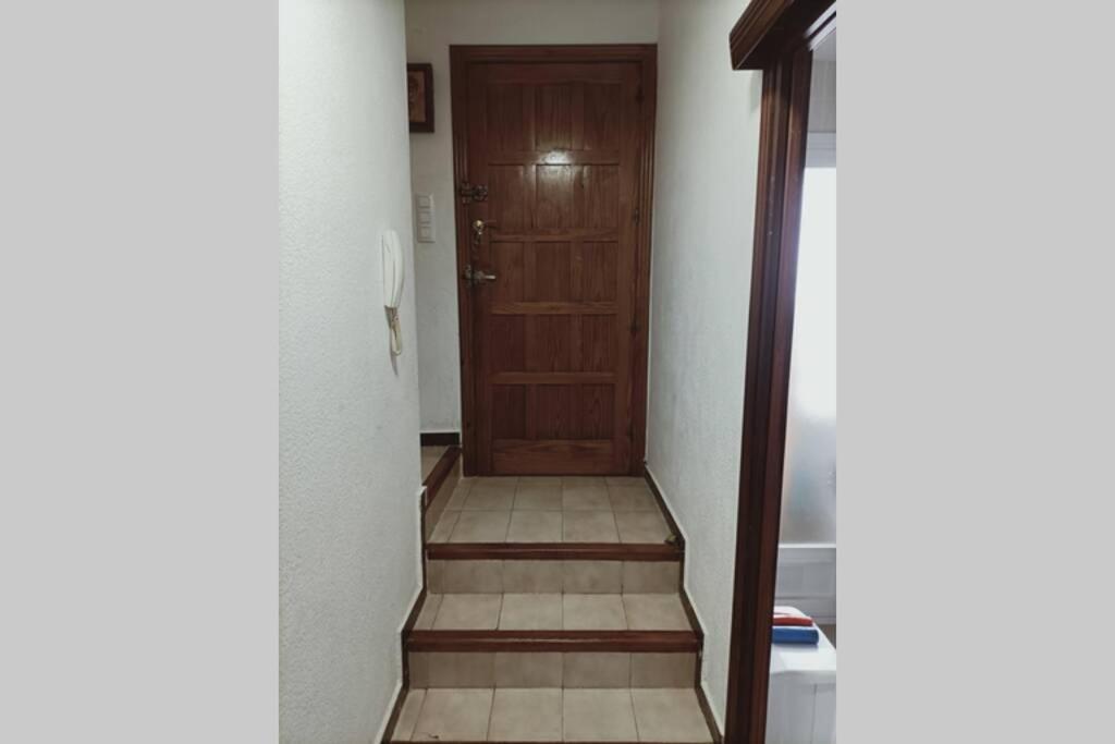 2 Bedroom Townhouse In Beautiful Gated Complex Benidorm Exterior foto